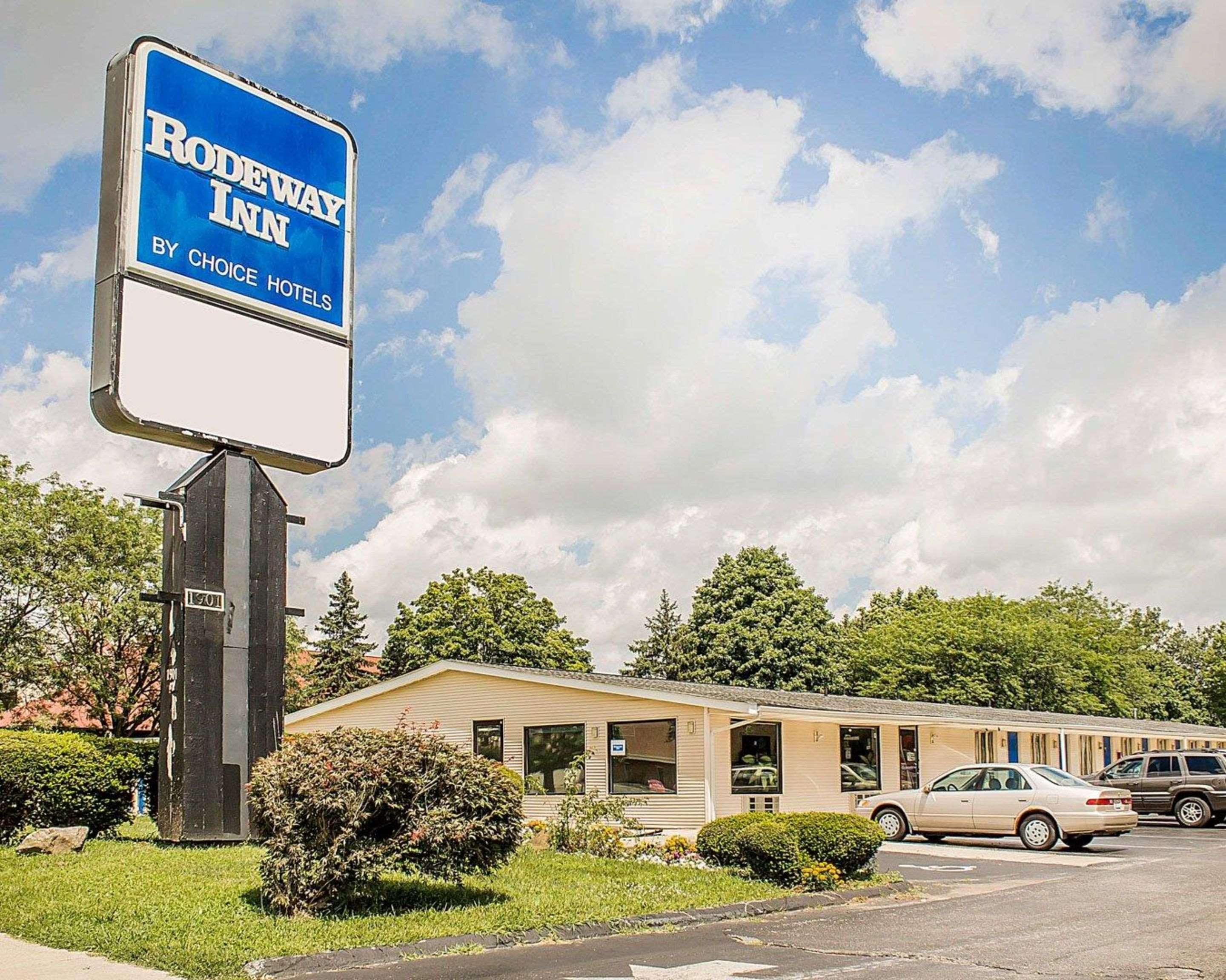 Rodeway Inn Findlay Eksteriør bilde